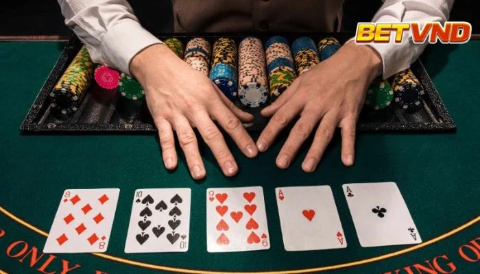 Bluff Trong Poker: Nghệ Thuật Đánh Lừa Đối Thủ Bạn Phải Biết